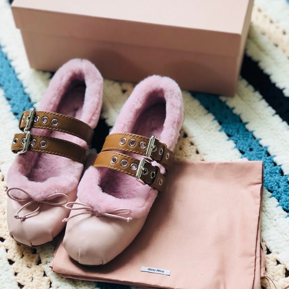Miu Miu Pink leather fur buckle ballet flats